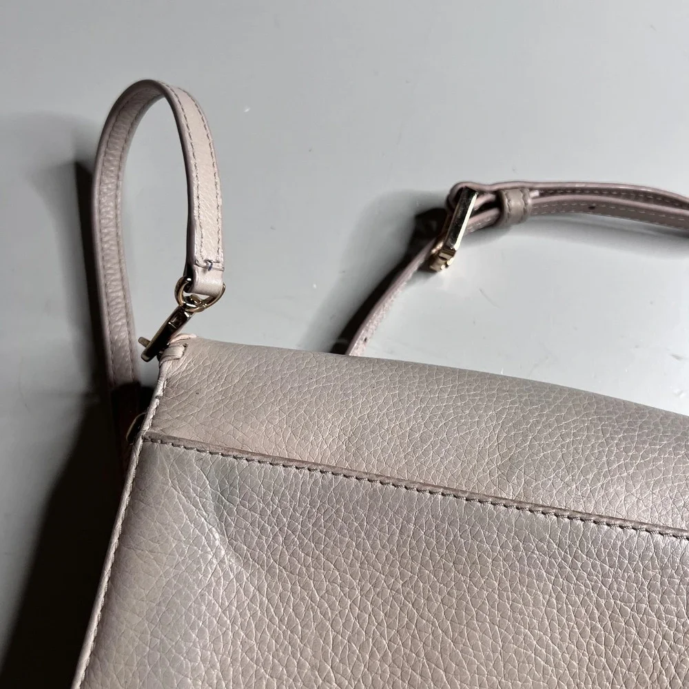 Tory Burch Crossbody Bag Womens Small Beige Leather Flap Wallet Whipstitch Logo